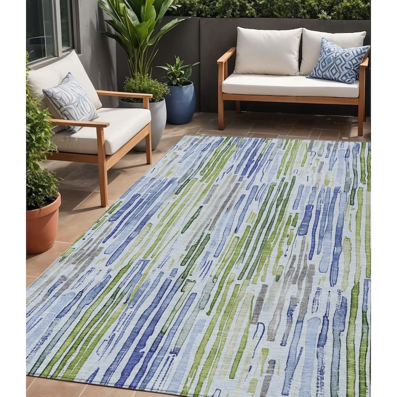 HomeRoots Striped Modern Rectangle Outdoor Rug - 5' X 8'