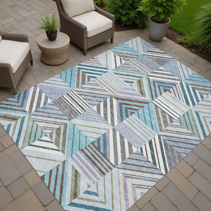 Machine Washable Indoor/ Outdoor Geo Mosaic Chantille Rug