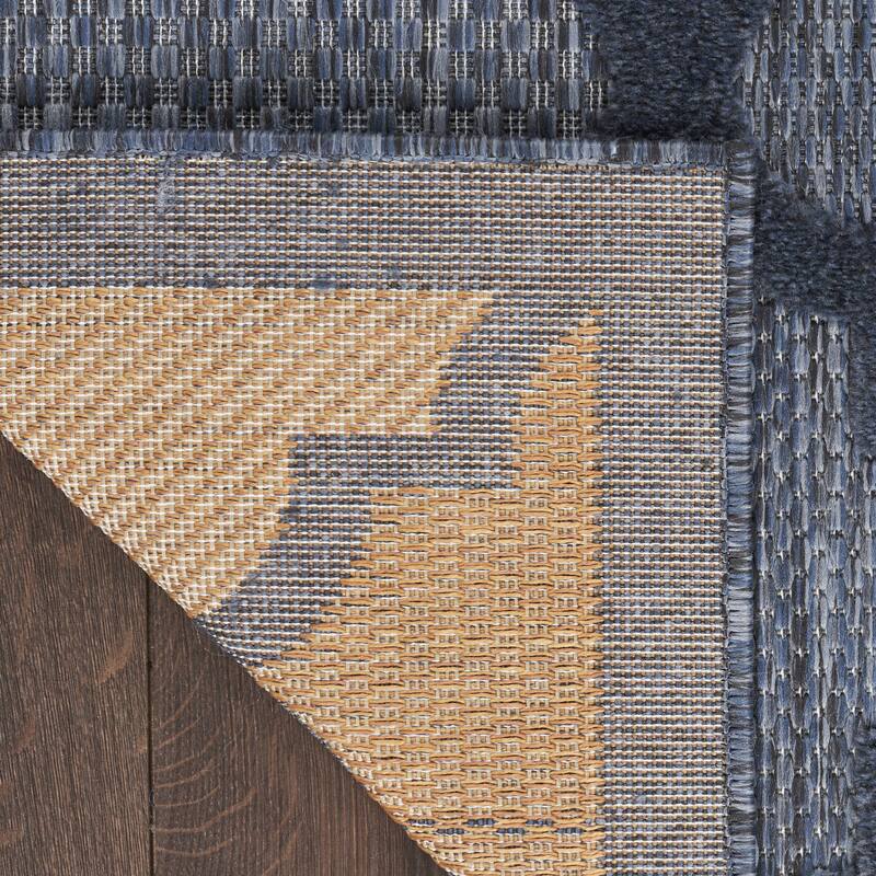 HomeRoots Contemporary Rectangle Outdoor Rug - 8' X 10'