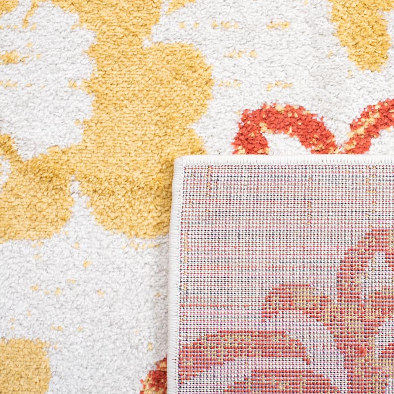 SAFAVIEH, Adirondack Rena Damask Floral Distressed Rug