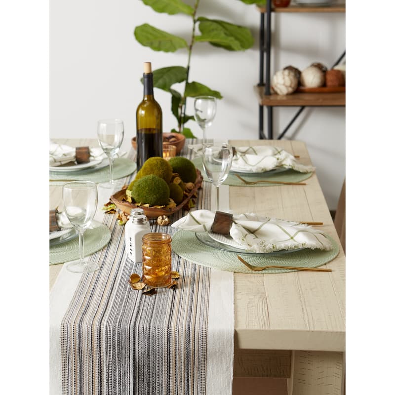 DII Honey Gold Floral Woven Round Placemat (Set of 6)