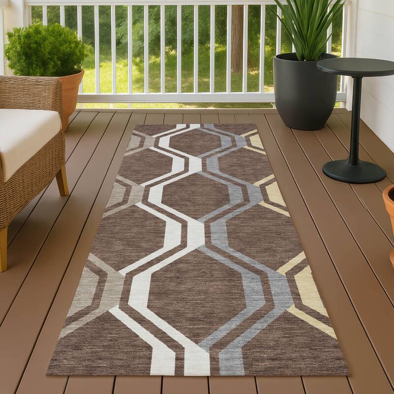 Machine Washable Indoor/ Outdoor Contemporary Dimensions Chantille Rug - Chocolate - 2'3" x 7'6"