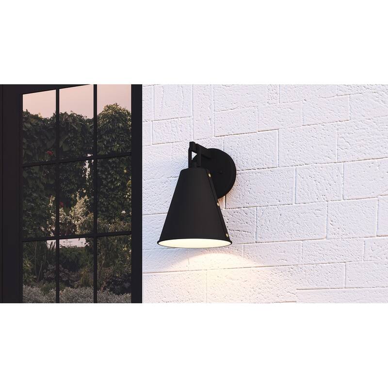 Hyde 1-Light Outdoor Lantern