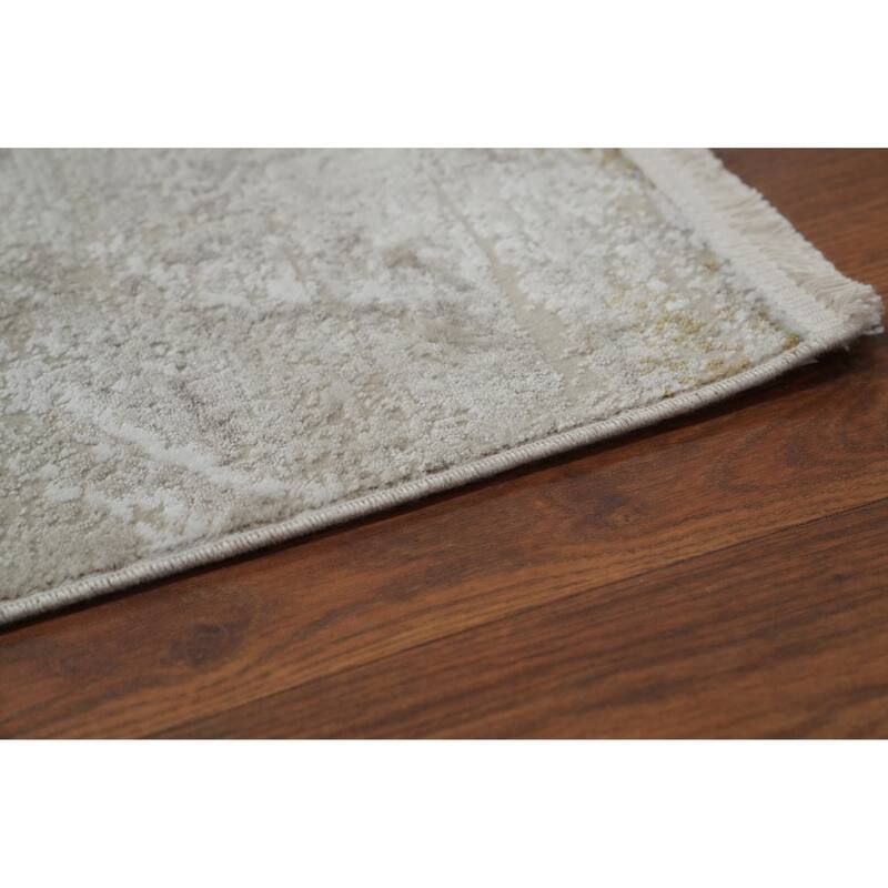 Machine Made Oriental Polyester Carpet Abstract Beige & Ivories Distressed Area Rug - 7' 5'' X 5' 2''