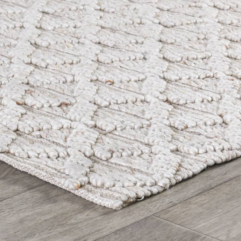 Villa by Classic Home Portola Wool Blend Hand Loomed Accent Rug