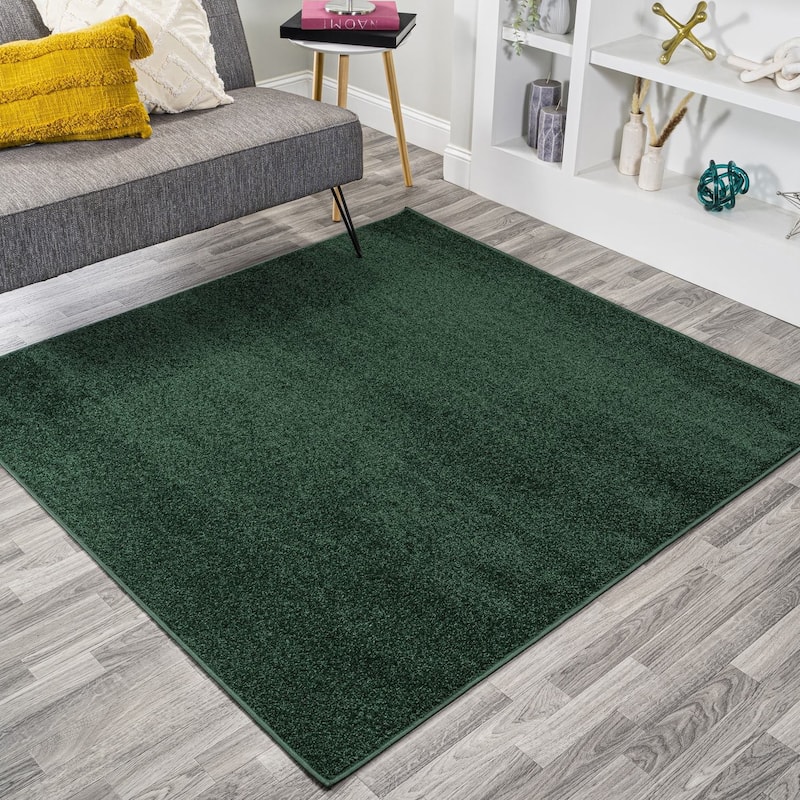 JONATHAN Y Tumbling Solid Low-Pile Area Rug - 5' Square - Emerald