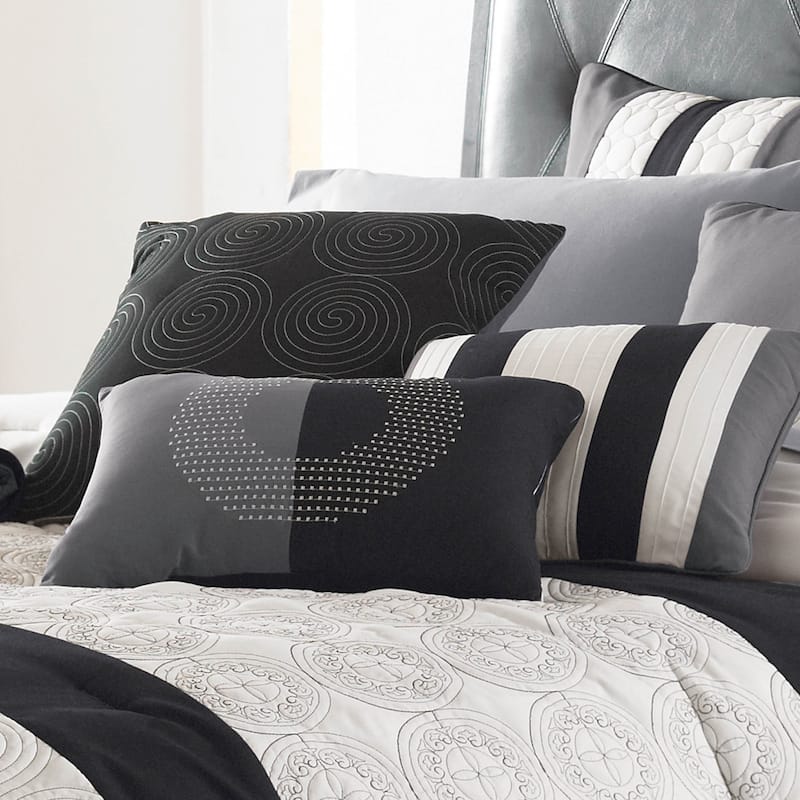 Riverbrook Home Elsie 7 Piece Comforter Set