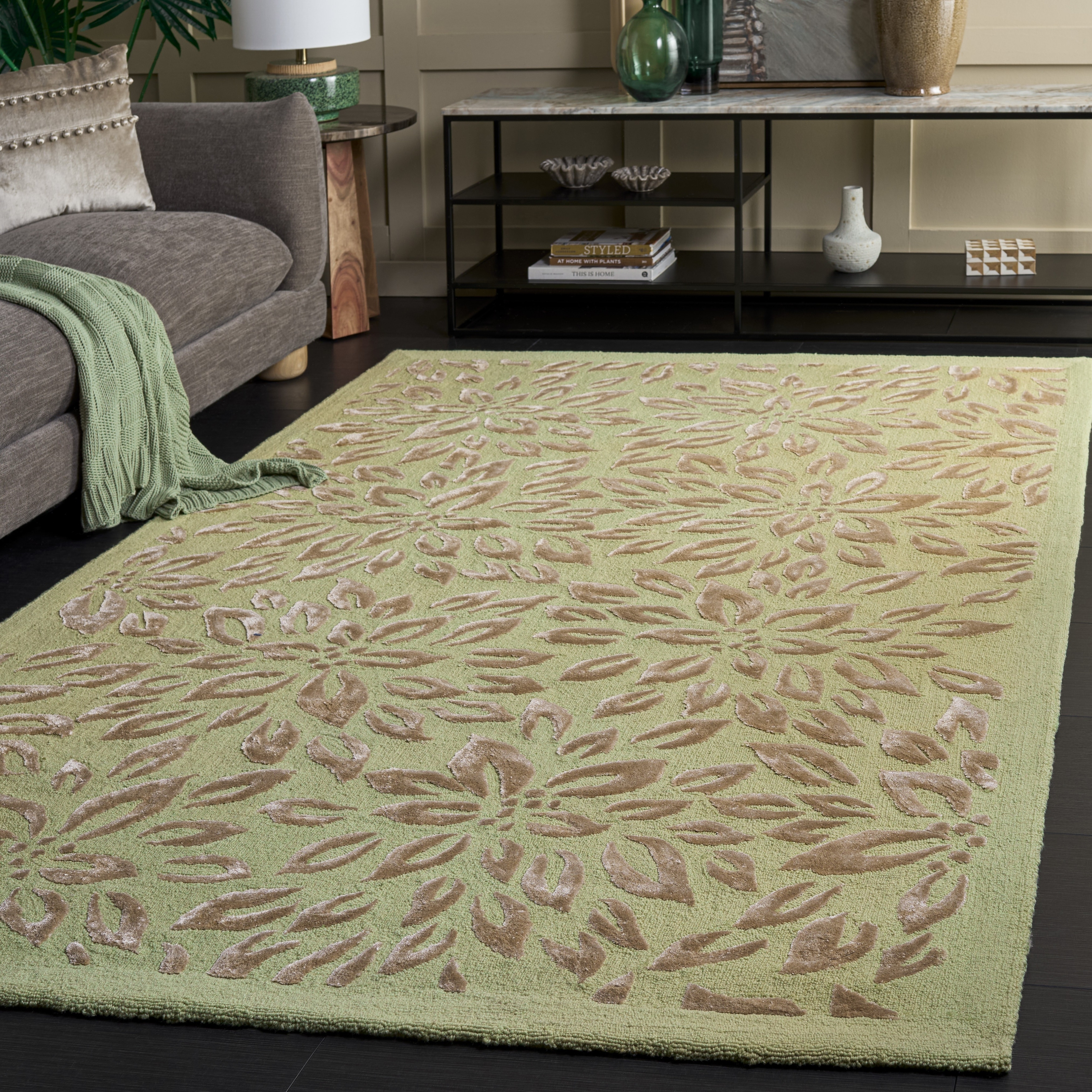 SAFAVIEH Handmade Pagona Modern Wool Rug
