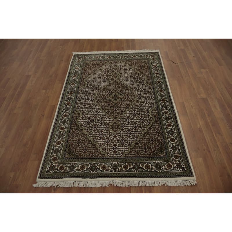 Hand Knotted Oriental 100% Wool Carpet Traditional Floral Beige & Ivories Tabriz-Mahi Area Rug - 6' 0'' X 3' 11''