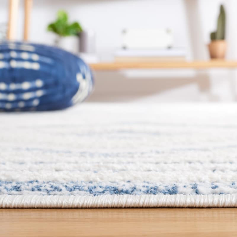 SAFAVIEH Alamo Ghica Rustic Boho Rug