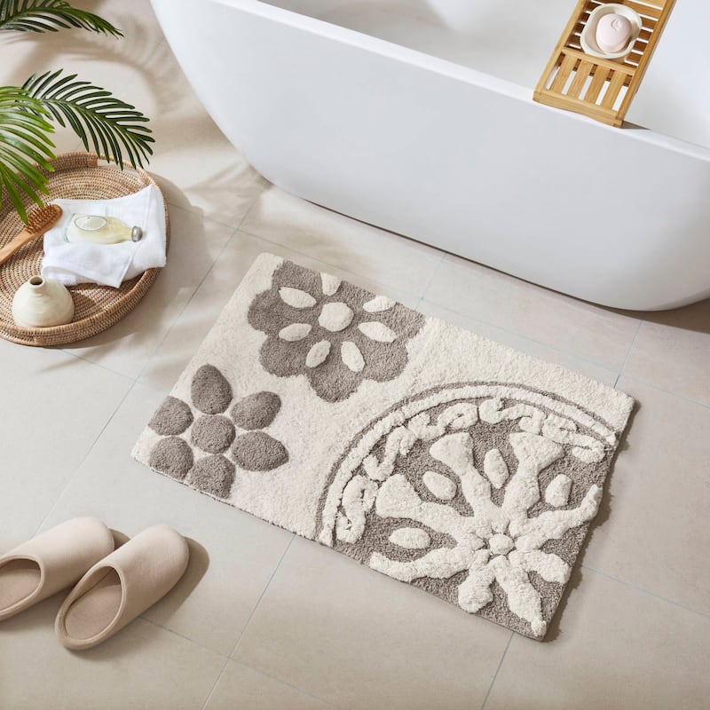 Madison Park Marrakesh Medallion Cotton Tufted Bath Rug - 20x30" - Taupe