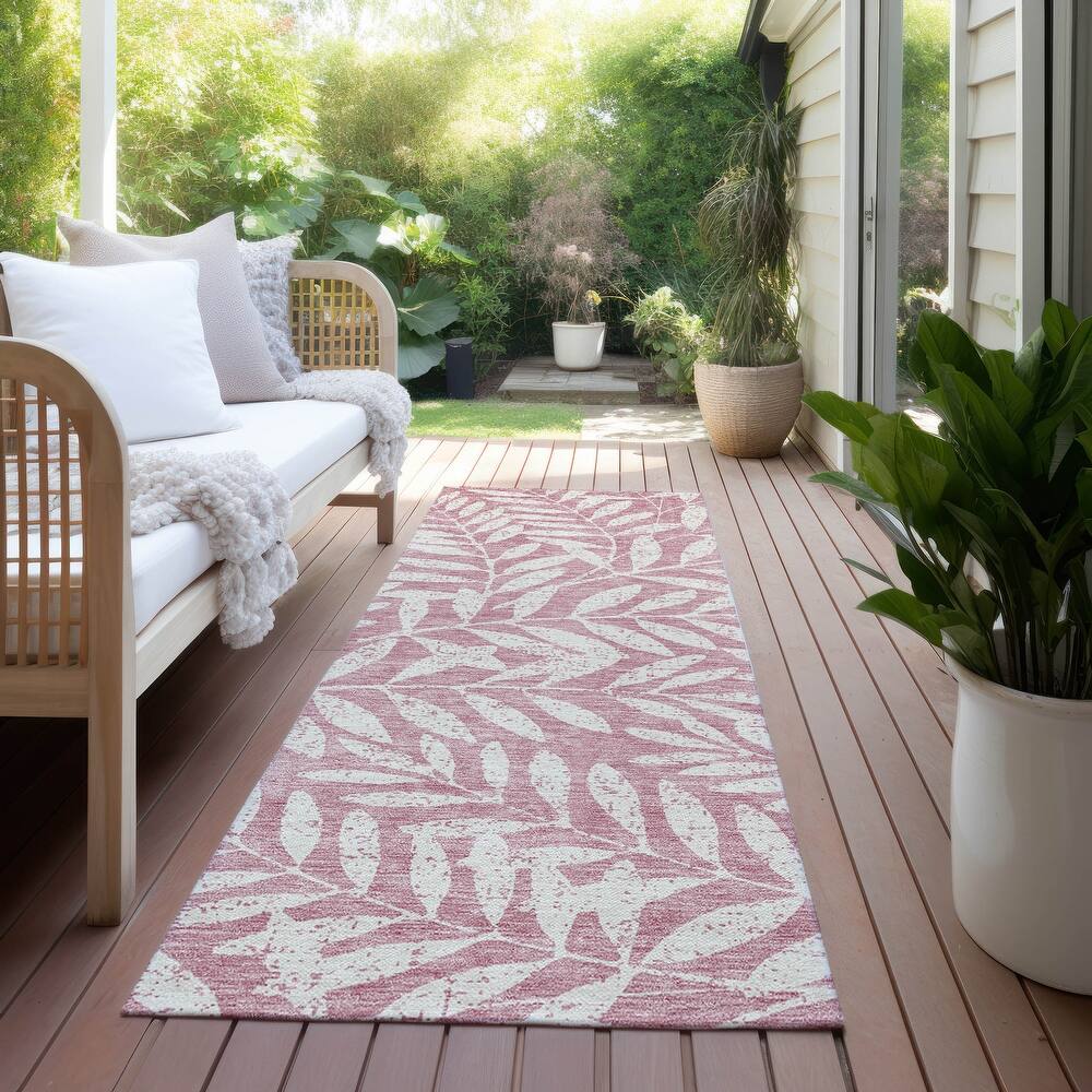 Machine Washable Indoor/ Outdoor Chantille Palm Rug