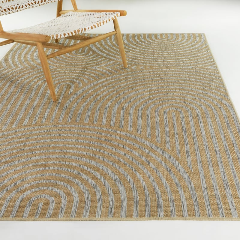 Ames Modern Flatweave Area Rug - 5'3" x 7' - Gold
