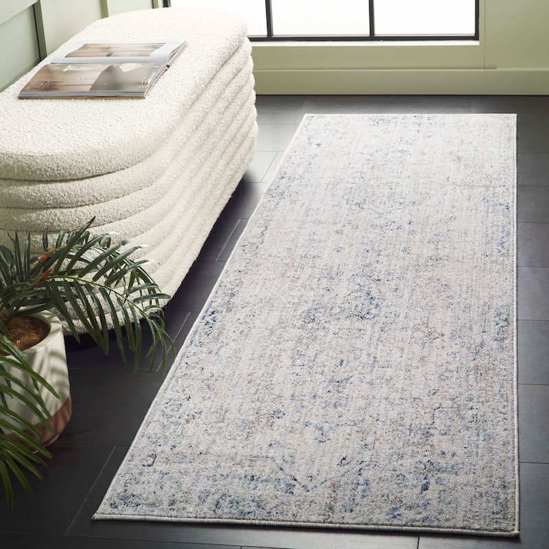 SAFAVIEH Antique Gudbjort Irantzu Traditional Rug