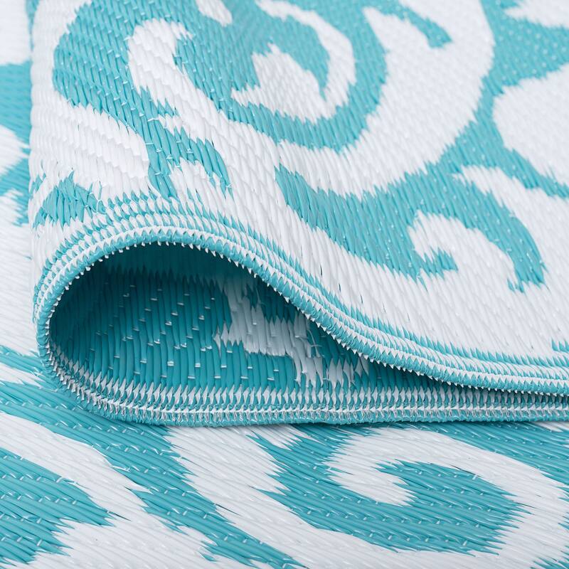Sundown Beach Floral Indoor/Outdoor Area Rug