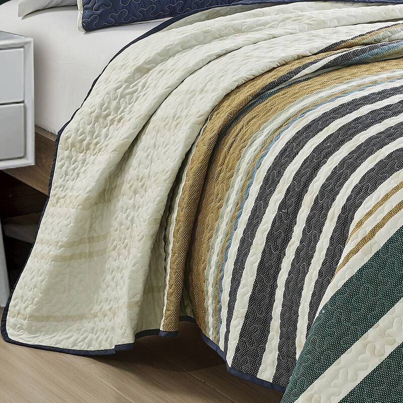 Madras Luxury 3 Piece Bedspread