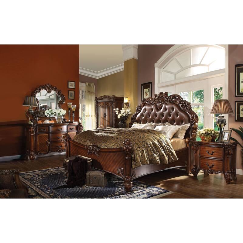 Casada Cherry 3-Drawer Accent Chest