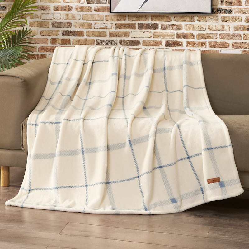 Lucky Brand Palmdale Throws Plush 50" x 70" Throw Blanket - Light Blue - 50"X70"