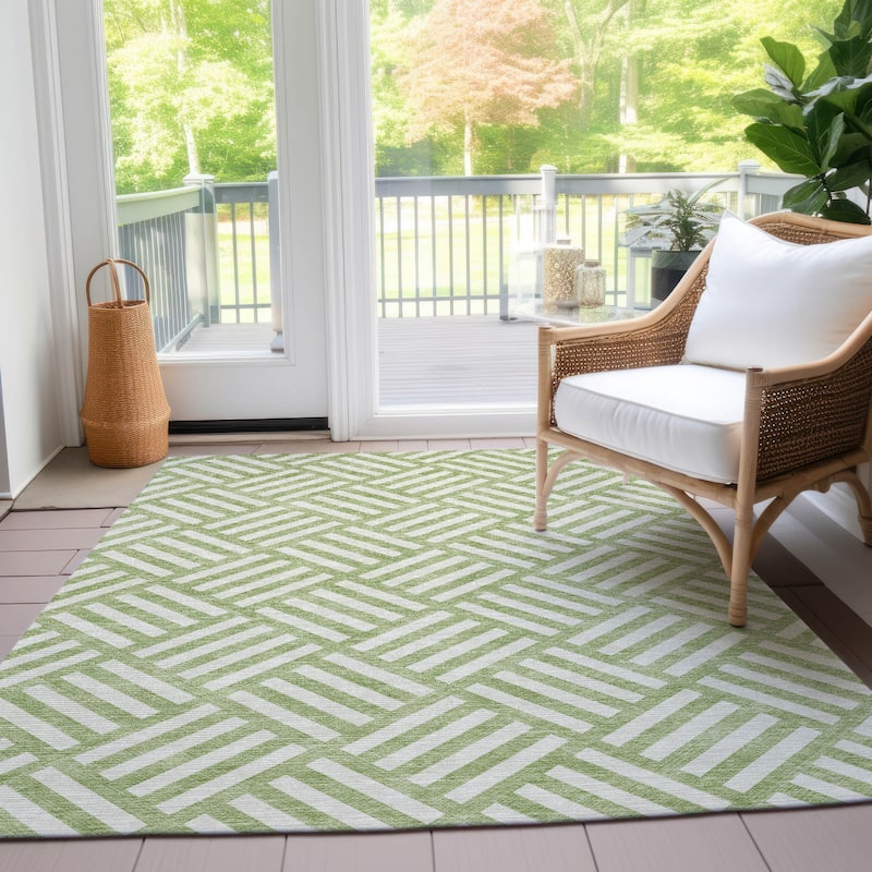 Machine Washable Indoor/ Outdoor Chantille Modern Geo Rug