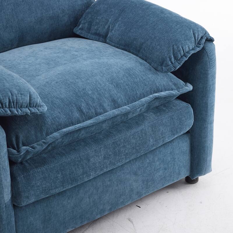 Comfortable Plush Armchair for Relaxation and Reading