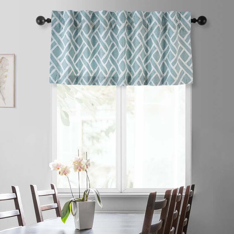Exclusive Fabrics Martinique Printed Cotton Window Valance - 50 X 19