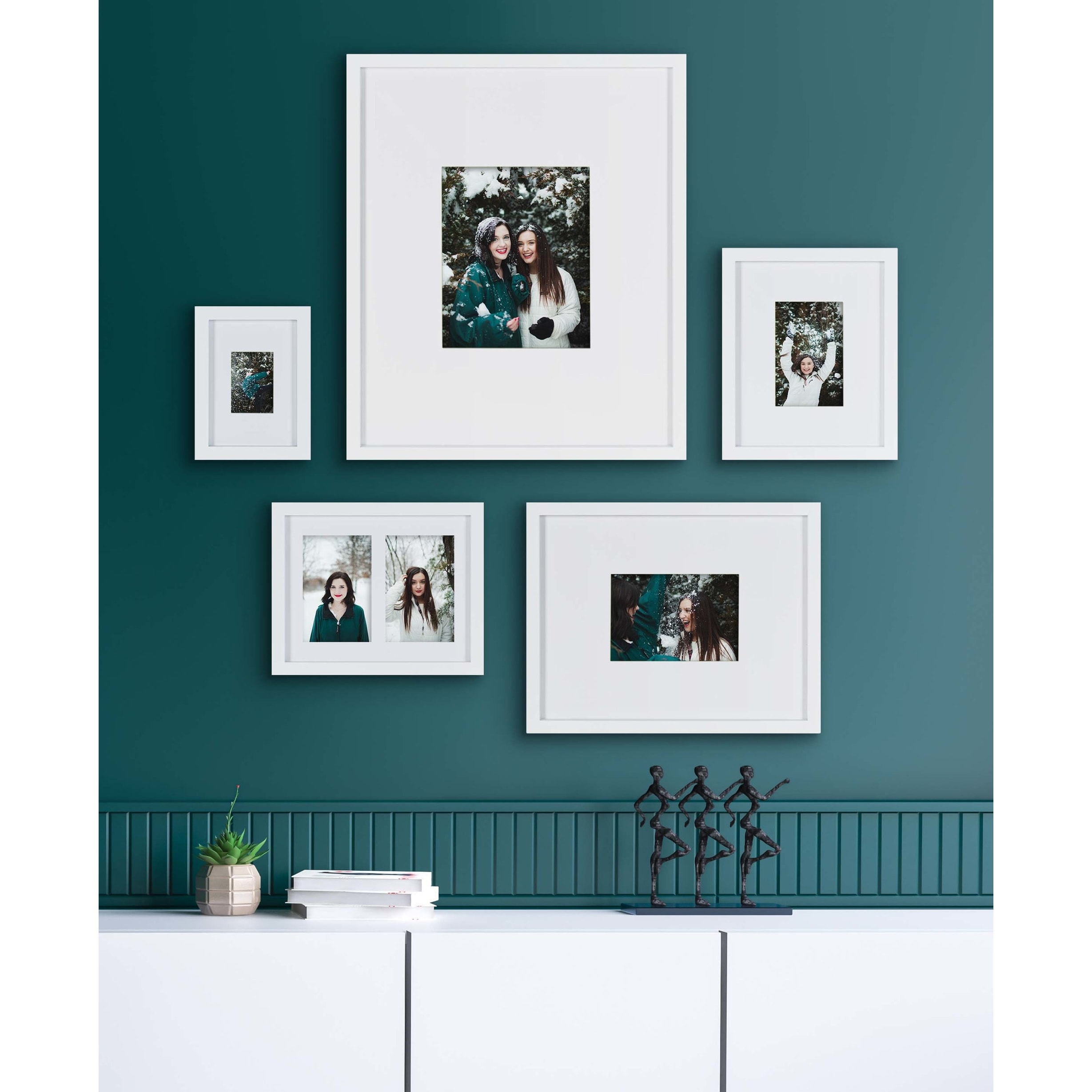 https://ak1.ostkcdn.com/images/products/is/images/direct/8a5083ed2ba2e3bb9b864fc29b71cdac9505959e/Kate-and-Laurel-Gallery-Wall-Matted-Picture-Frame-Set.jpg