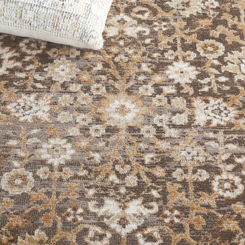 SAFAVIEH Hazel Hera Traditional Oriental Rug