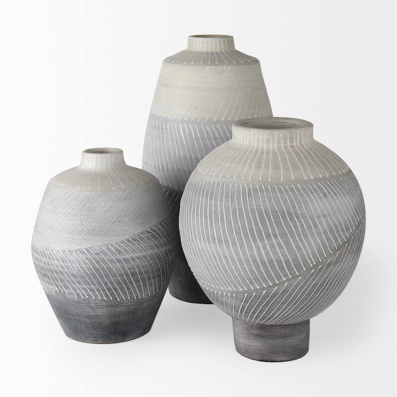 Blume Off-White And Gray Textured Ceramic Vase