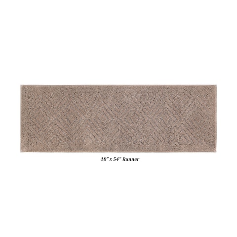 Better Trends Trier Collection Diamond Pattern Tufted Bath Rug