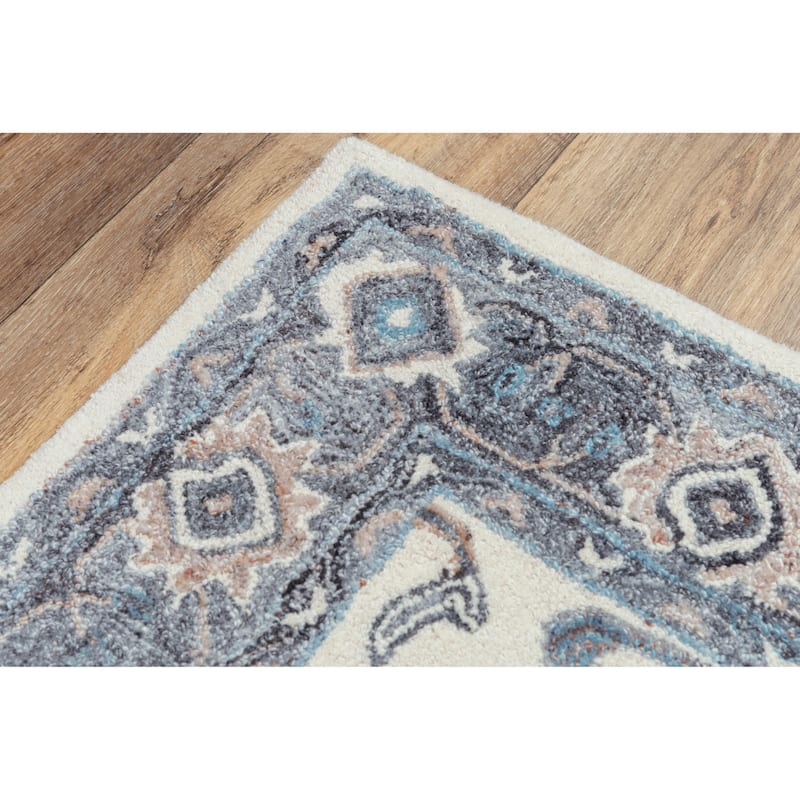 Alora Decor Spirit Beige and Grey Medallion Hand-tufted Wool Blend Rug
