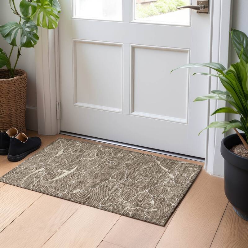 Machine Washable Indoor/ Outdoor Abstract Crackle Chantille Rug - Brown - 1'8" x 2'6"
