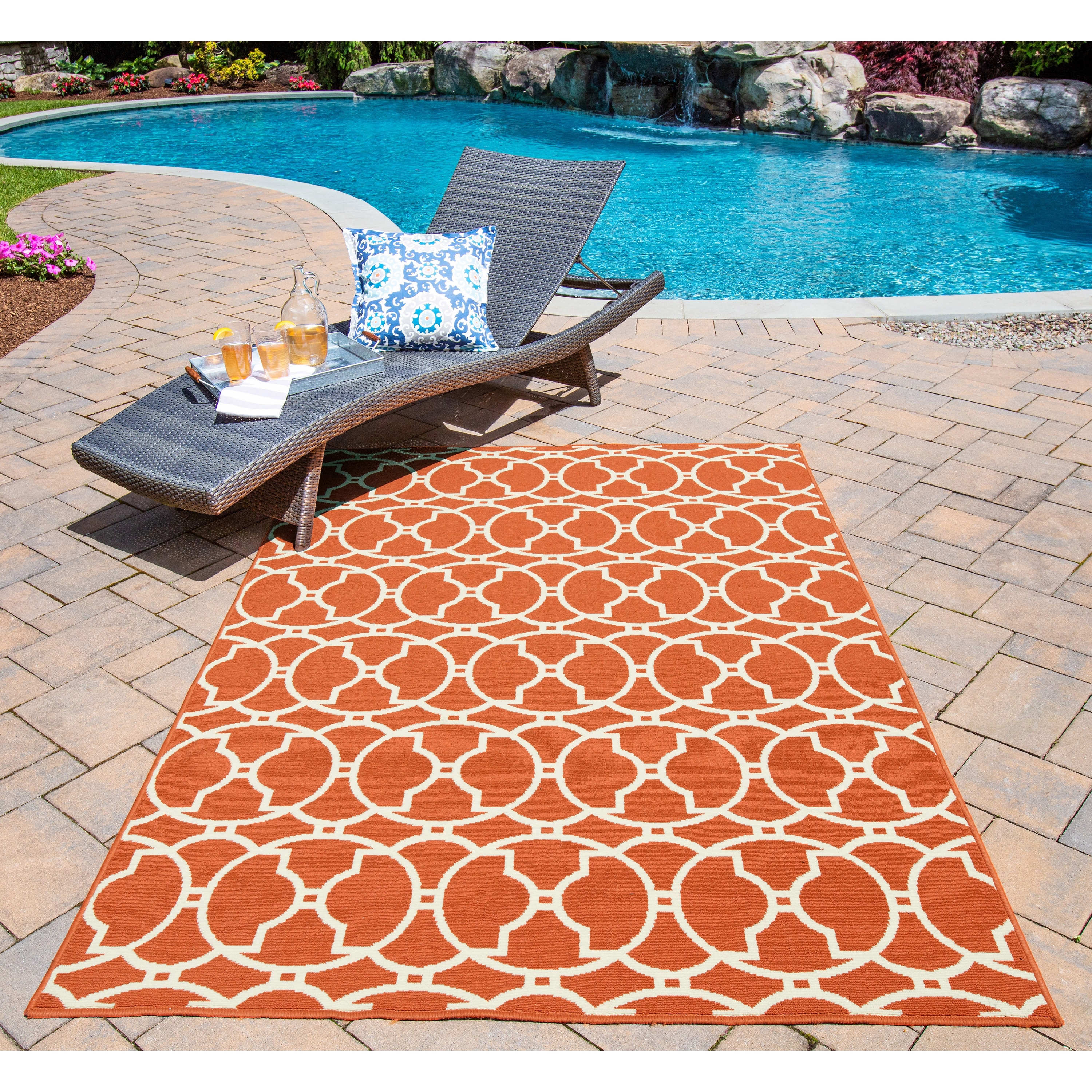 Momeni Baja Moroccan Tile Orange Indoor/Outdoor Area Rug. - 8'6" x 13'