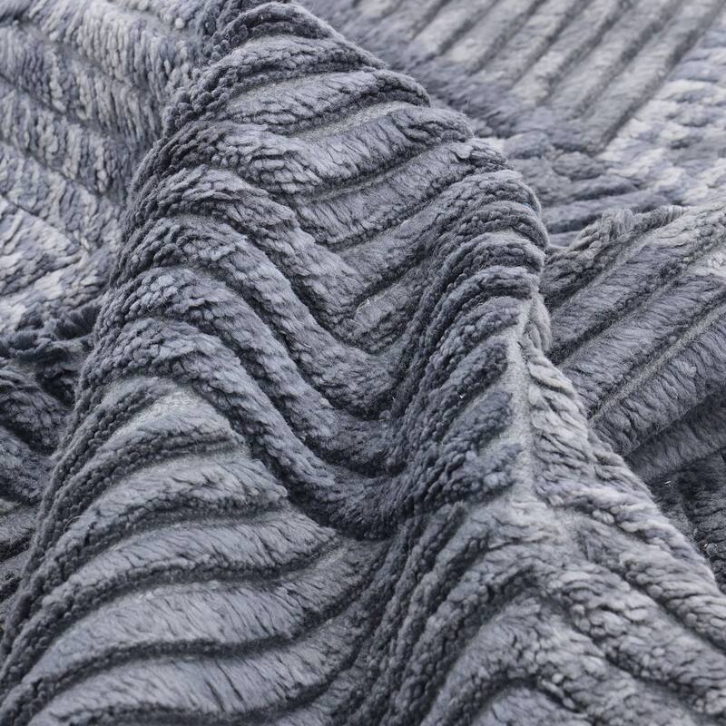 Overton Handmade Modern Contemporary Geometric Area Rug