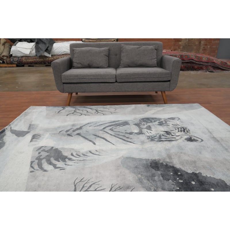 Hand Knotted Oriental Viscose Silk Carpet Modern Animal Pictorial Greys & Charcoal Abstract Area Rug - 7' 7'' X 5' 8''