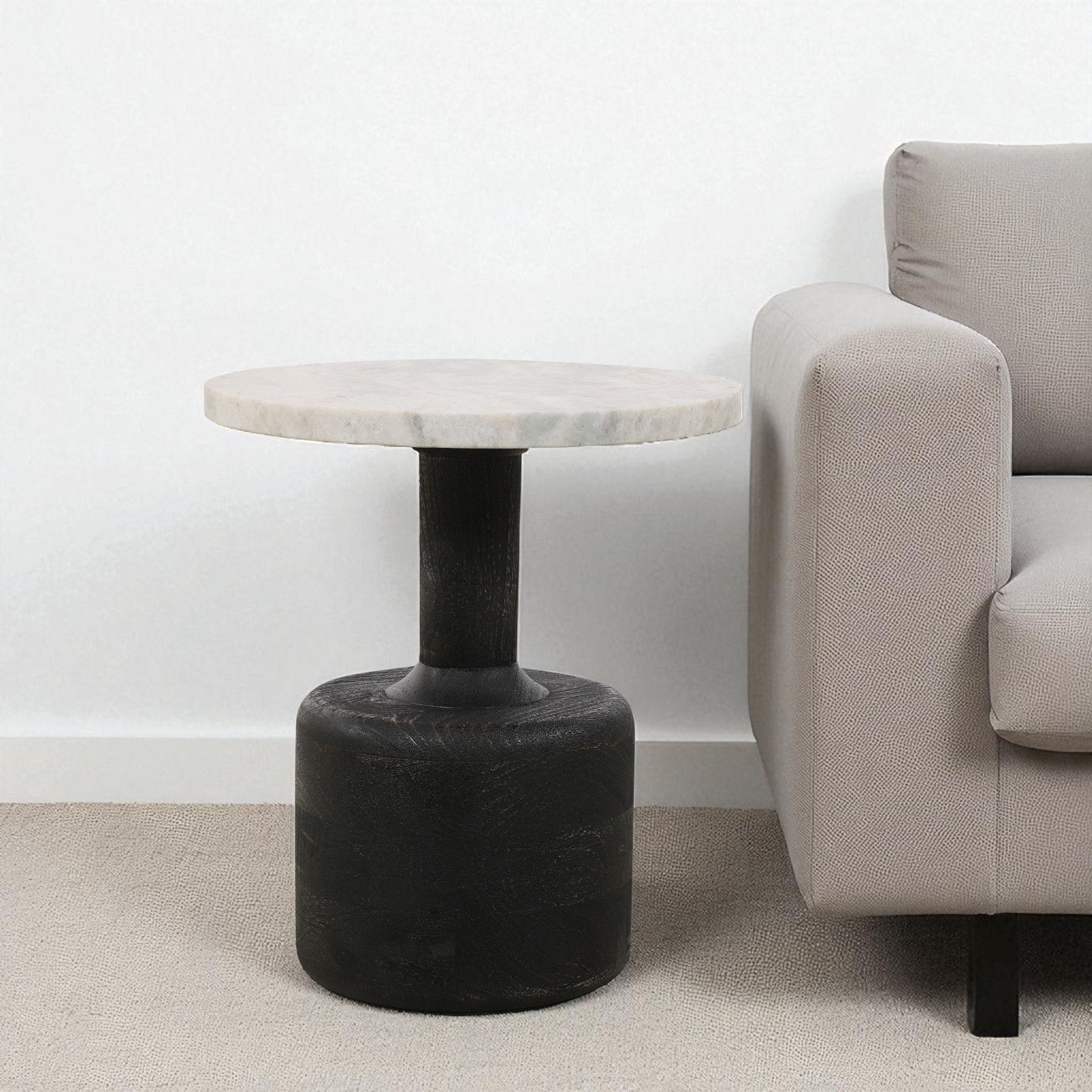 HomeRoots 21" White and Black Distressed Marble and Solid Wood Round Pedestal End Table - 18.00 in. x 21.00 in. x 18.00 in.