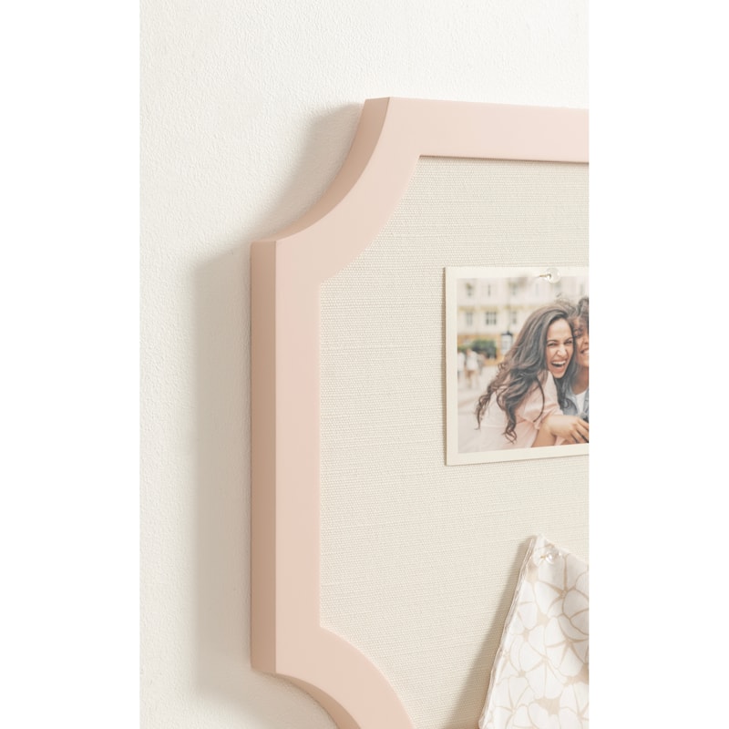 Kate and Laurel Holbrook Scalloped Rectangle Framed Pinboard