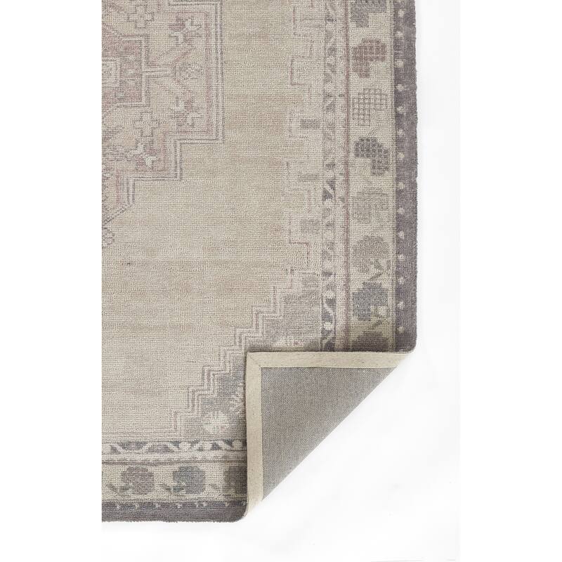 Momeni Luna Traditional Hand Tufted Area Rug