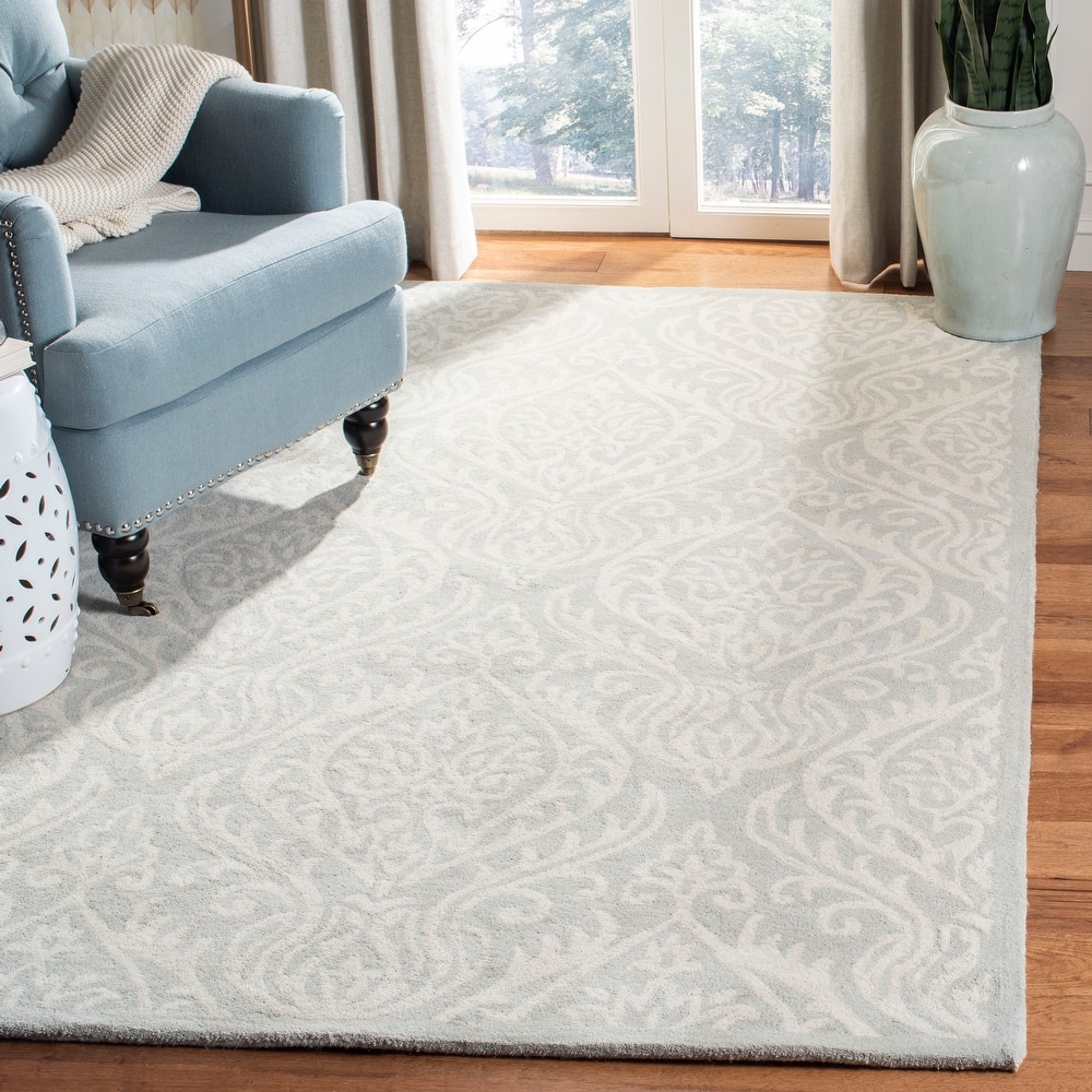 SAFAVIEH Handmade Bella Teresia Modern Floral Wool Rug