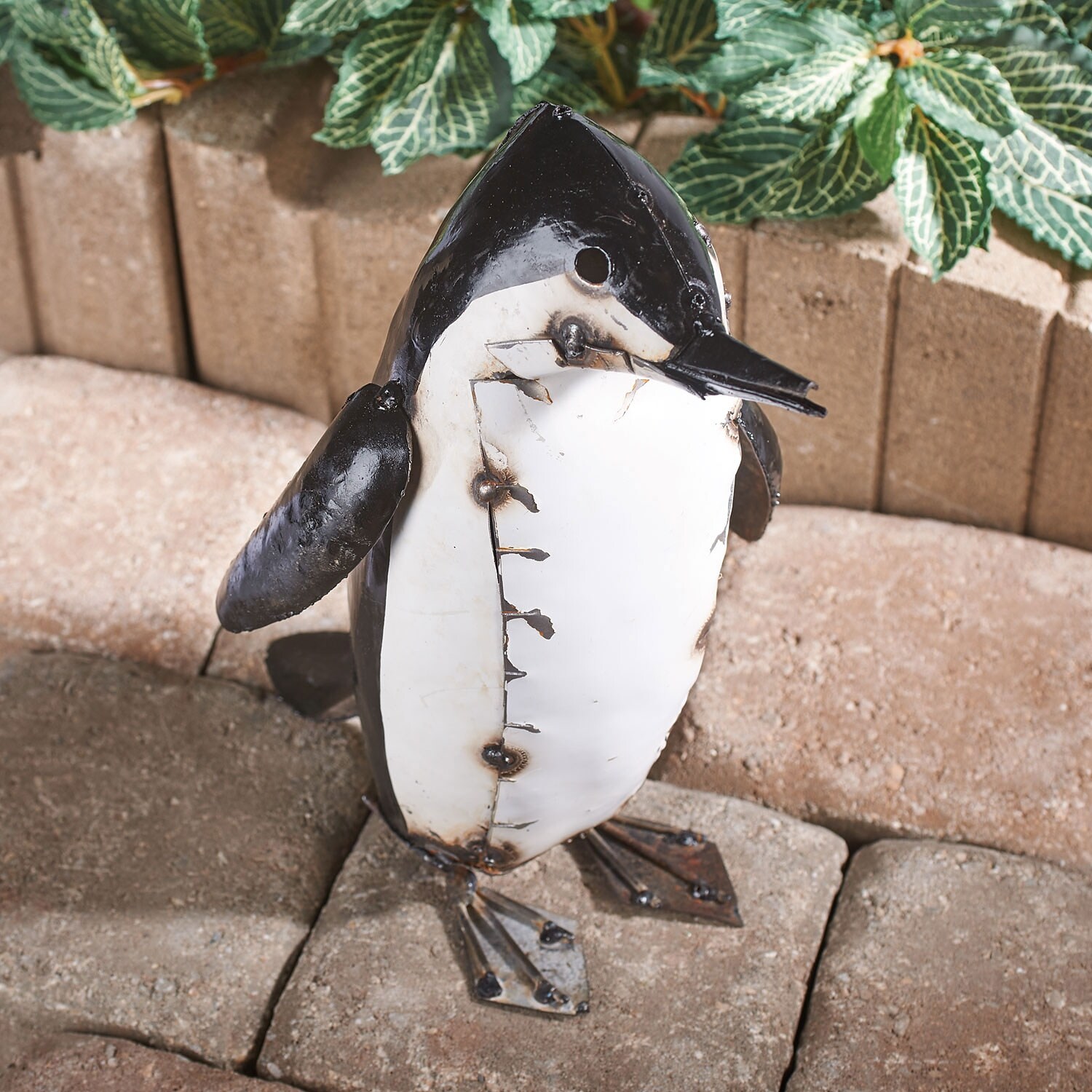 Primus Hand Crafted Metal Penguin Mother Garden Ornament Sculpture Lawn  Bird