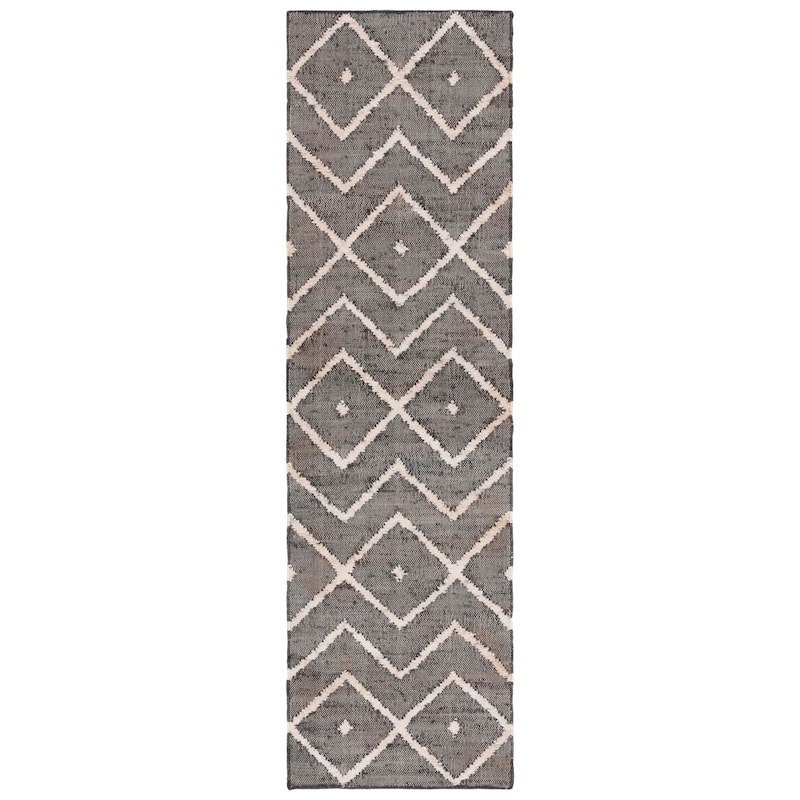 SAFAVIEH Handmade Kilim Fiorinda Flatweave Wool Rug - 2'3" x 11' Runner - Charcoal/Natural