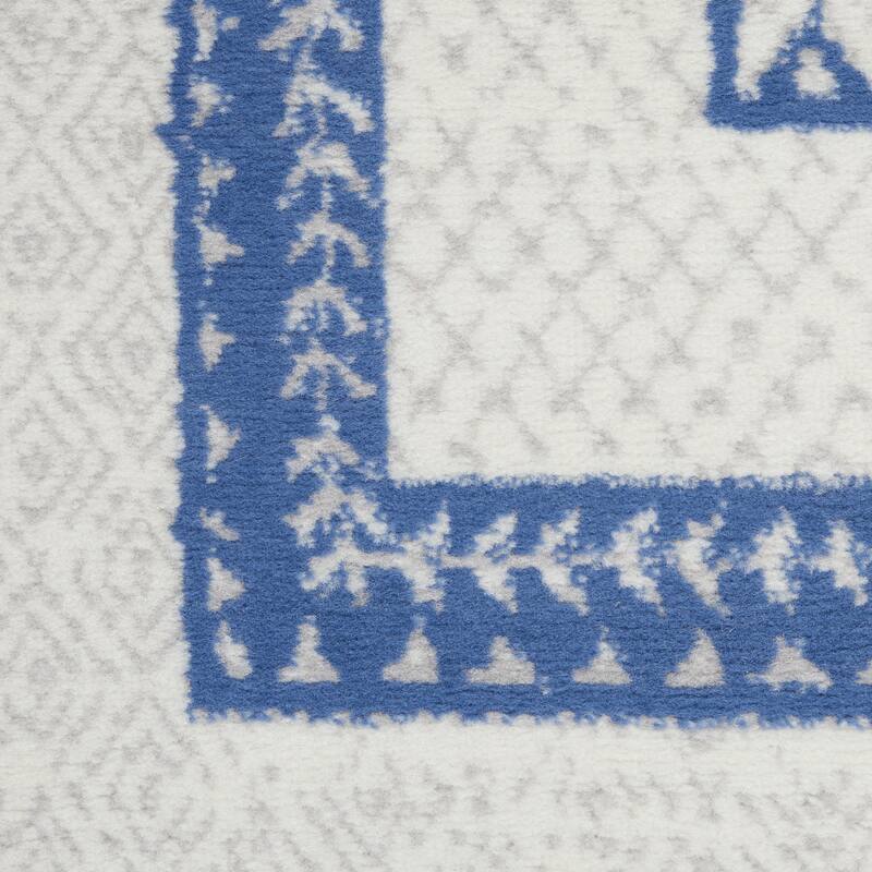 Fivec Power Loomed Distressed Geometric Modern Stain Resistant Area Rug By HomeRoots - 60' X '60' X '0.39