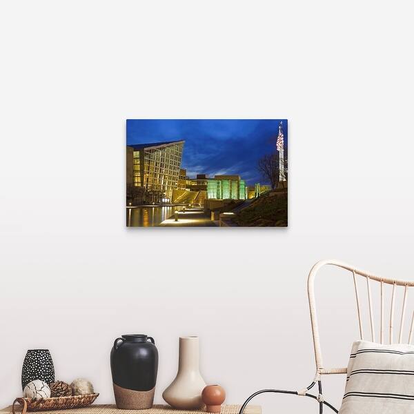 Shop Indiana Indianapolis Skyline With Indiana State Museum Canvas Wall Art Overstock 16492262