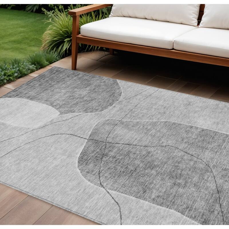 HomeRoots Abstract Transitional Rectangle Outdoor Rug - 8' X 10'