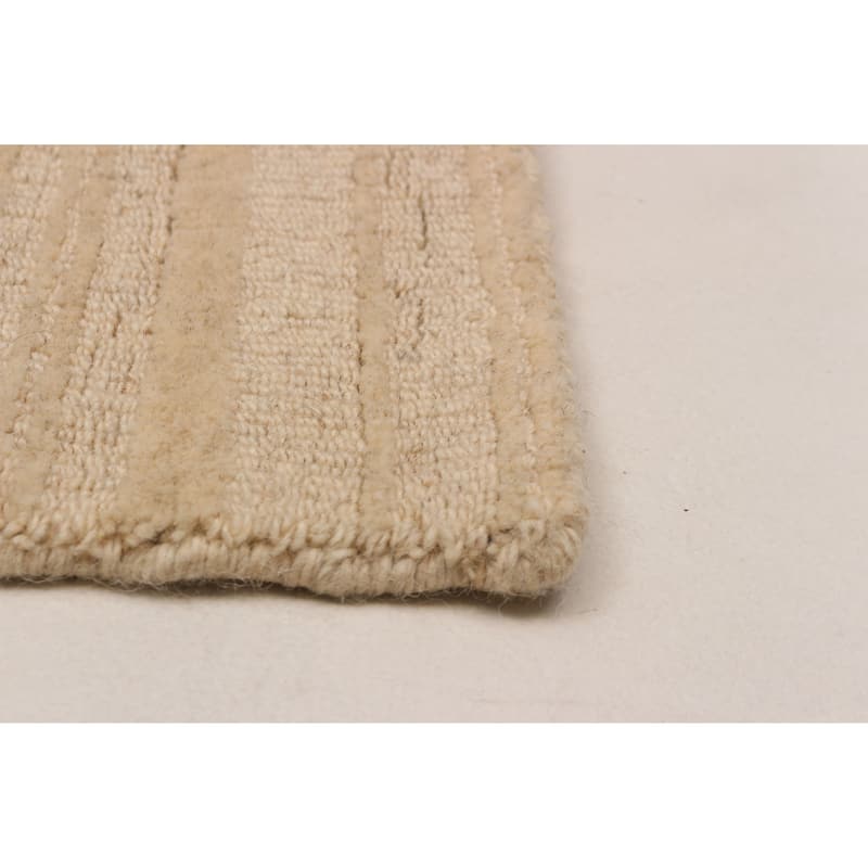 Kashkuli Gabbeh Cream Rug 6'7" x 9'4" - 6'7 x 9'4