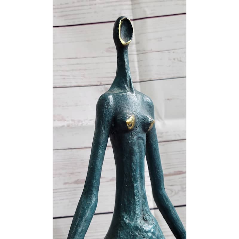 Original Signed Bronze Sculpture Statue Curvy Wide Waist Figure Female Boteroismo 15 Inches X 11 Inches
