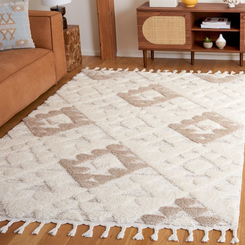 SAFAVIEH Moroccan Tassel Shag Kobi 2-inch Thick Rug - 3' x 5' - Ivory/Beige - Rectangle