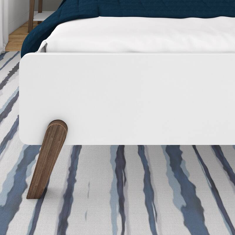 Max and Lily Mid-Century Modern Queen-Size Panel Bed