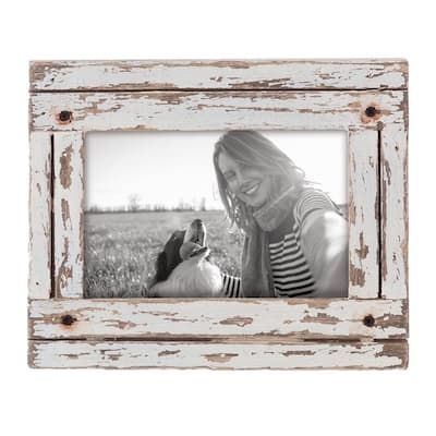 Foreside Home & Garden White 4 x 6 inch Decorative Distressed Wood Picture Frame