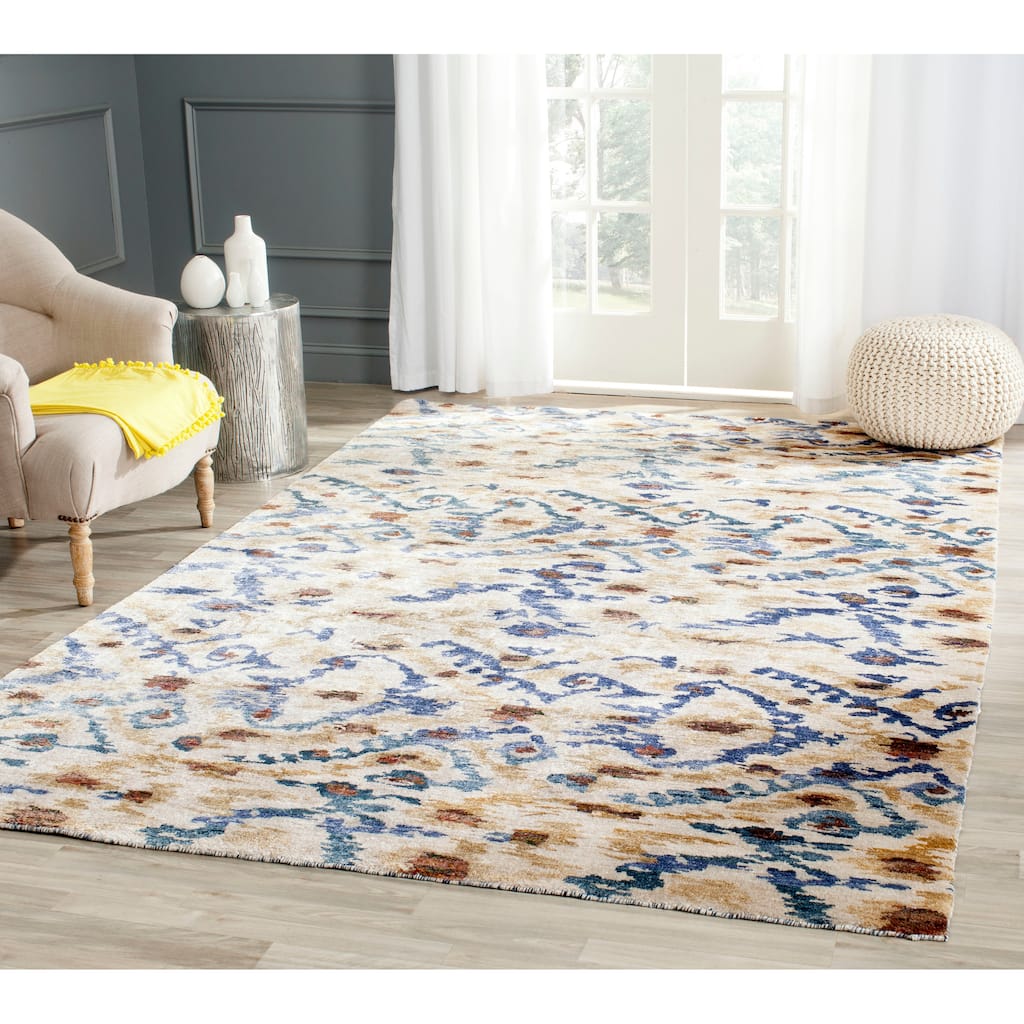 SAFAVIEH Couture Hand-Knotted Luxor Liselot Banana Silk Rug