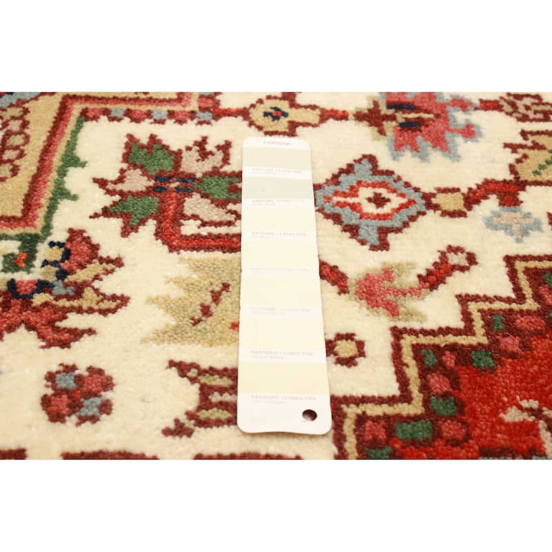 ECARPETGALLERY Hand-knotted Serapi Heritage Cream Wool Rug - 4'10 x 7'10